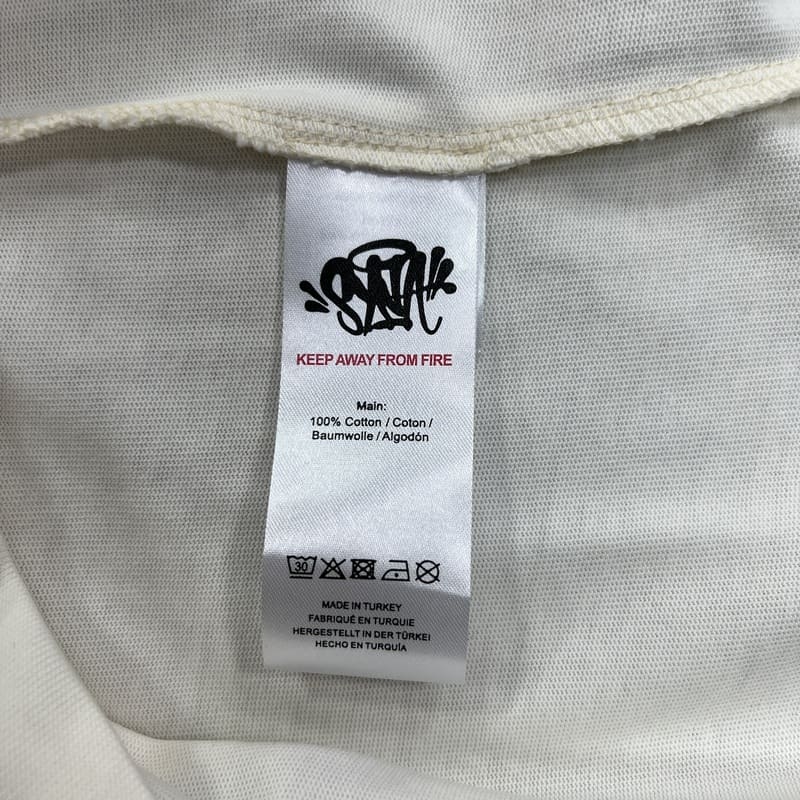 Syna World College T-shirt