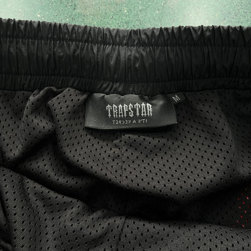 Trapstar Irongate 2.0 Shellsuit Red Black
