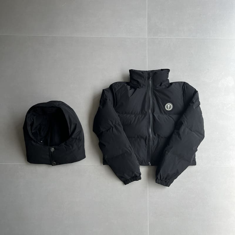 Trapstar Irongate Hooded Puffer Jacket for Women in Black