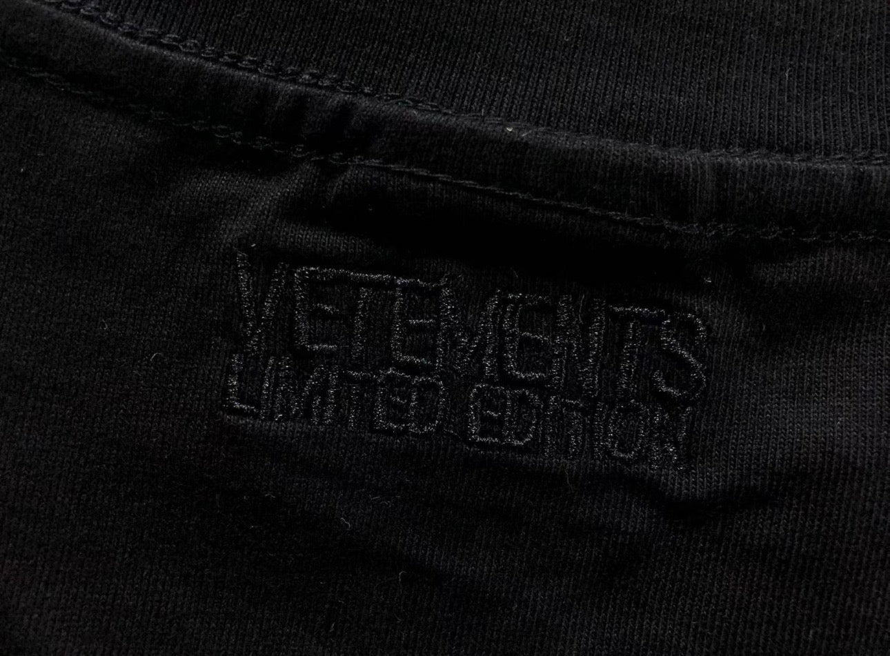 Vetements Unicorn