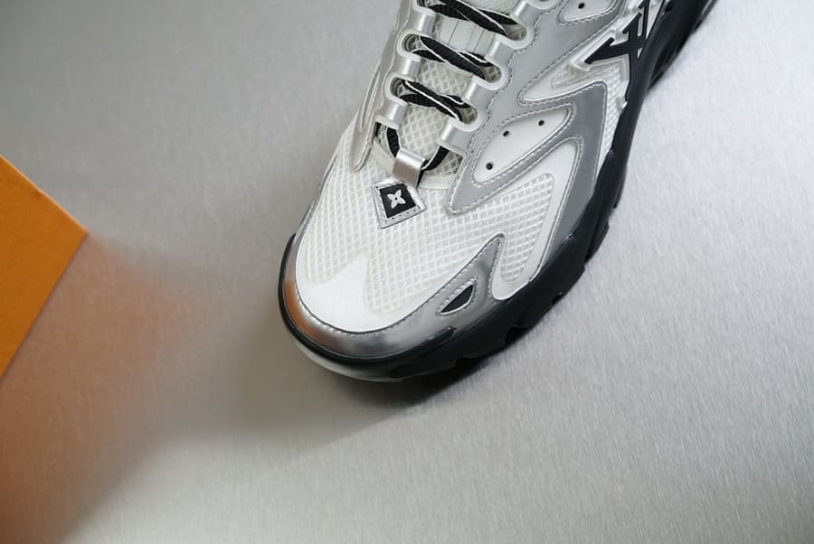 Louis Vuitton Runner Tatic Silver