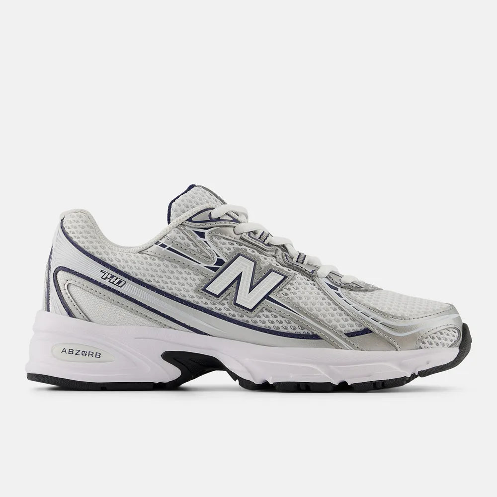 Tênis New Balance 740