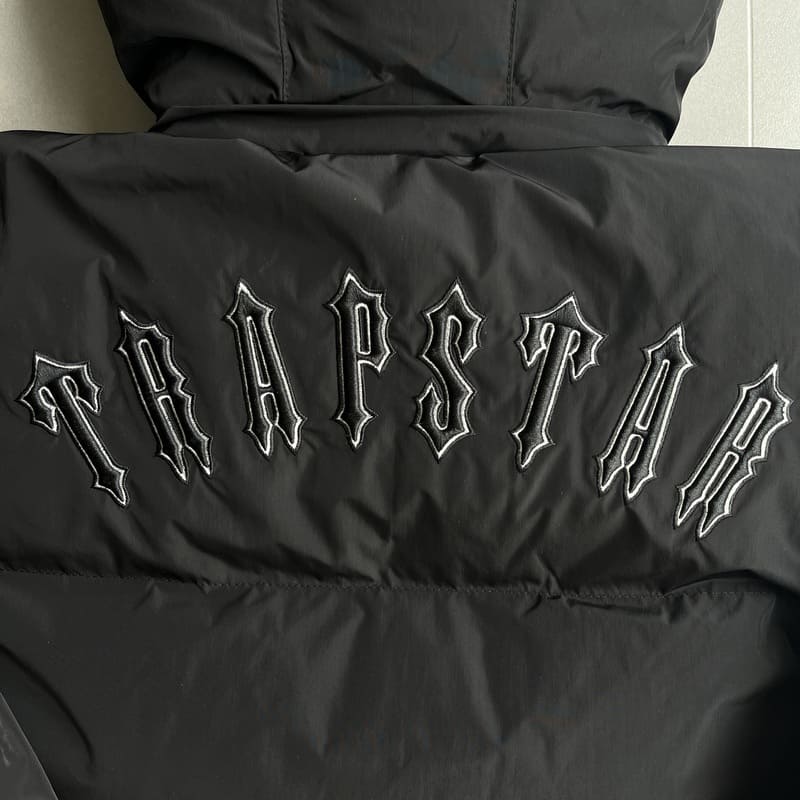 Trapstar Irongate Hooded Puffer Jacket for Women in Black