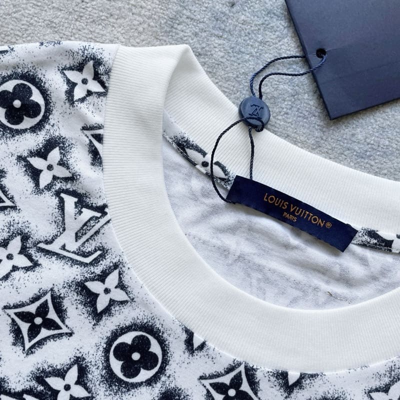 Louis Vuitton Monogram White Deep Black T-Shirt