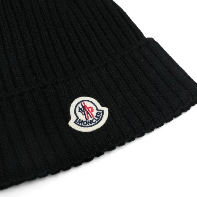 Touca Moncler Preta
