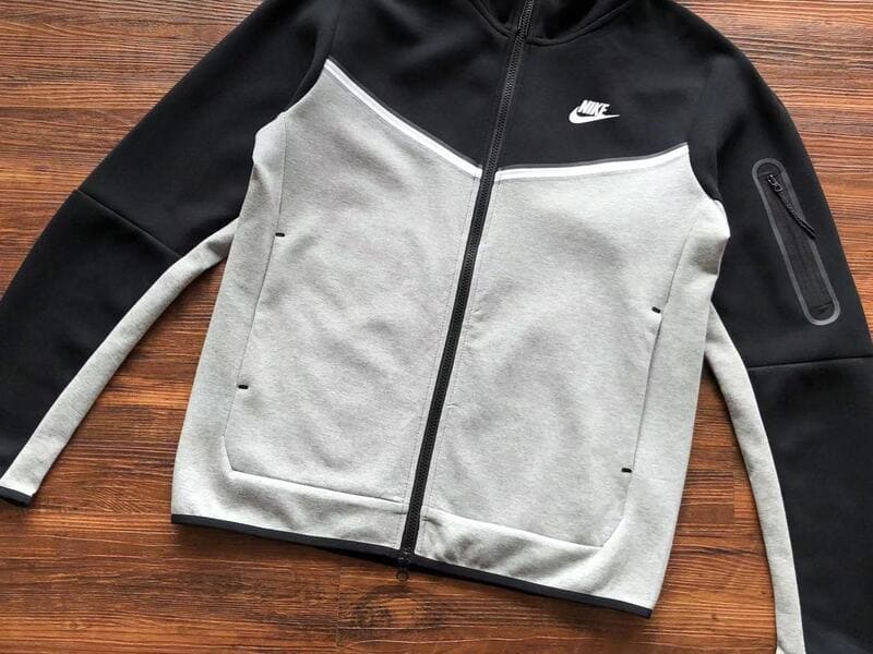 Nike Tech Fleece Black and Grey Set