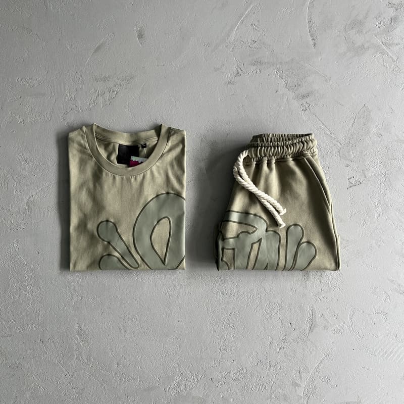 Synaworld Green Shorts Set