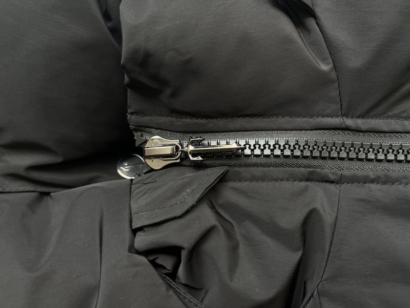 Trapstar Irongate Hooded Puffer Jacket for Women in Black