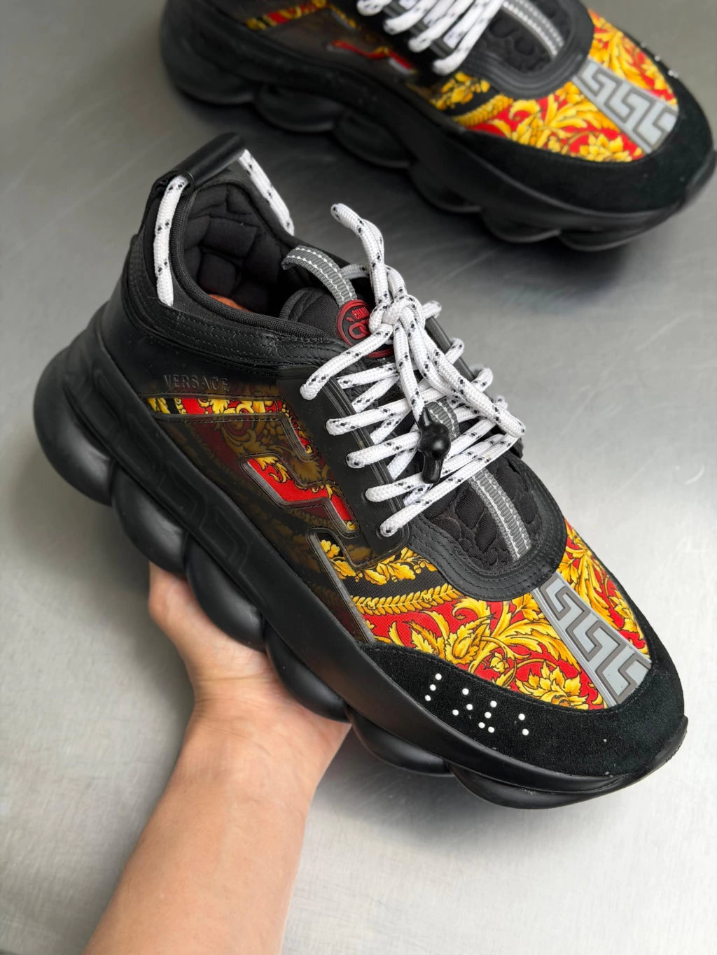 Versace Chain Reaction