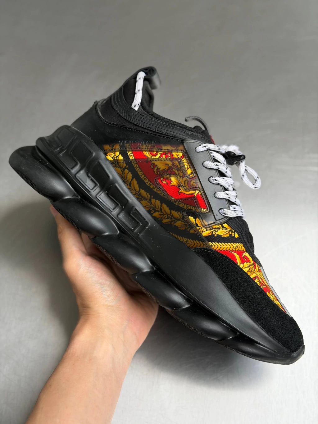 Versace Chain Reaction