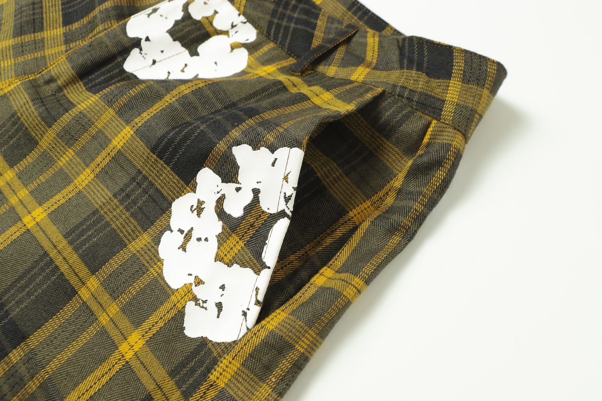 Short Denim Tears Kapok Foam Flower Print