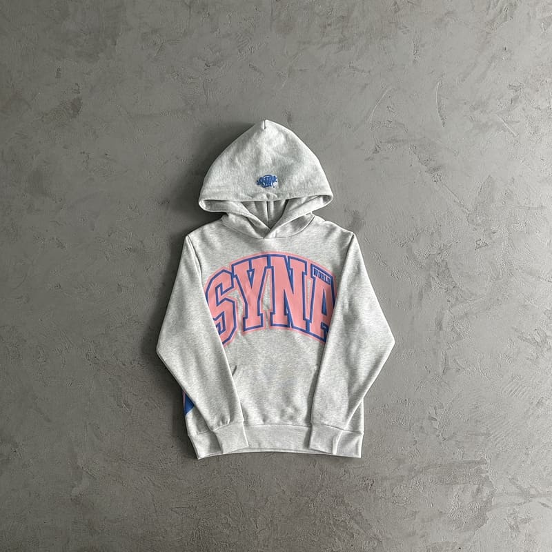 Syna World College Logo Set Grey/Pink