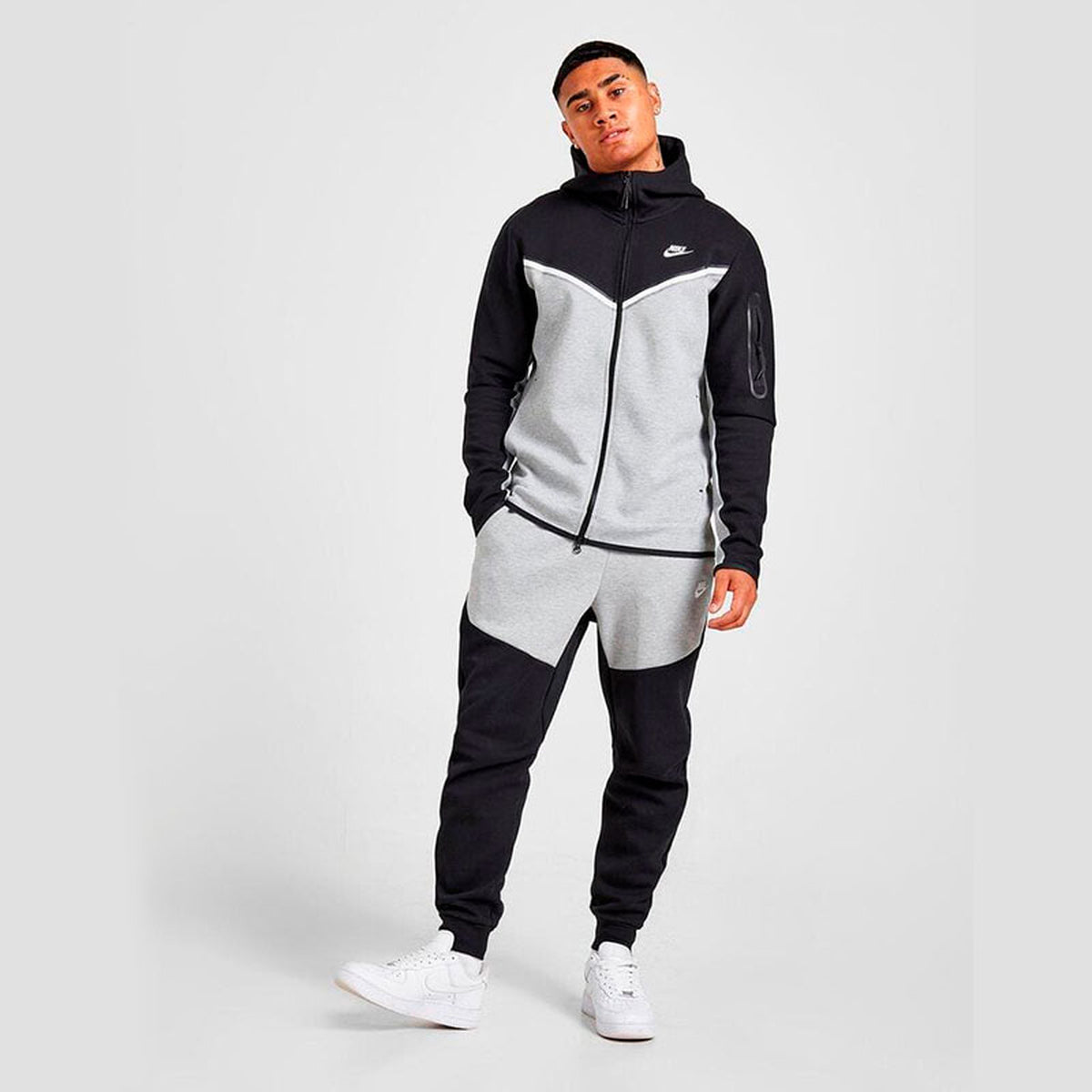 Nike Tech Fleece Black and Grey Set